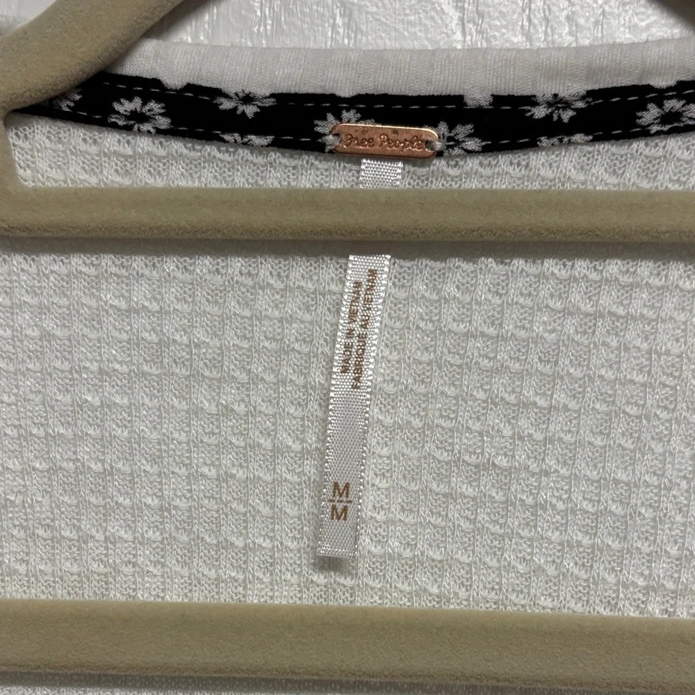 Free‎ People Black and White Knit Top